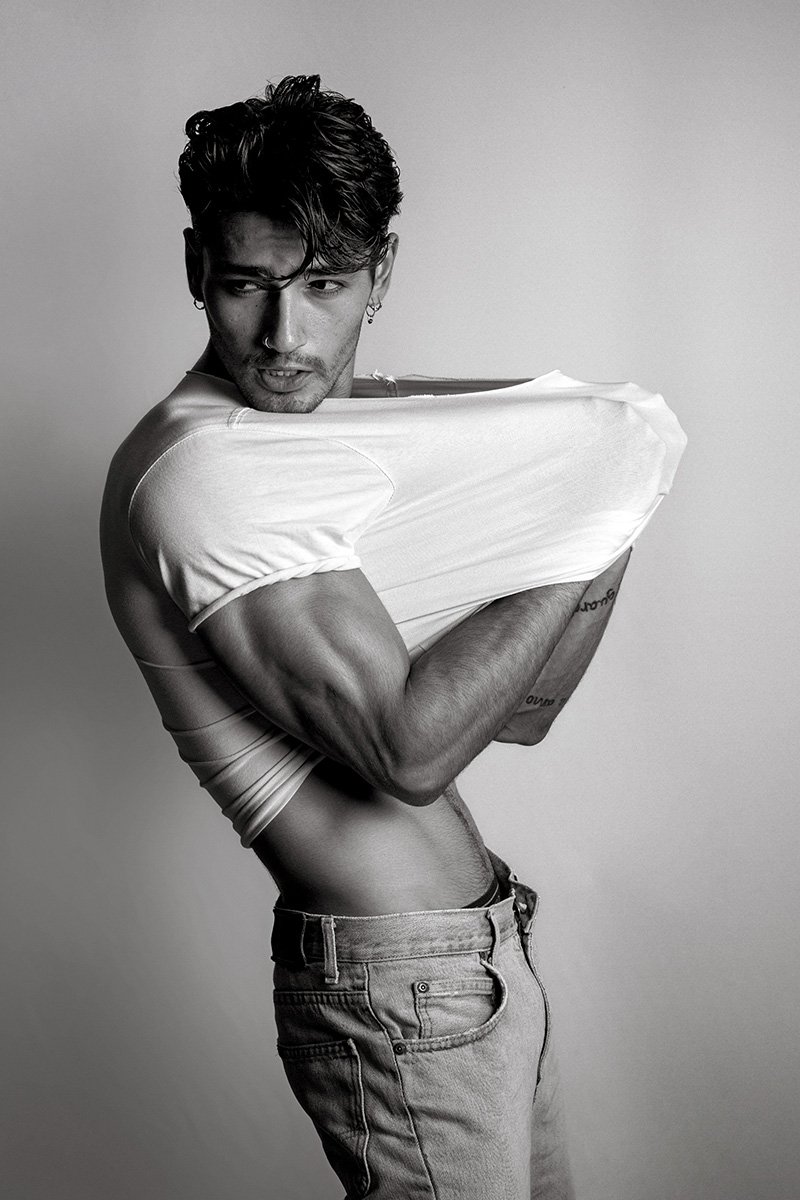 Portfolio Books and model test Daniel Emperador